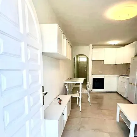 Fantastic View 1 Bed * Лос Кристианос